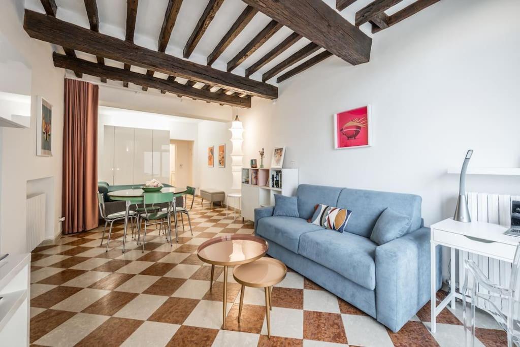 Casa Camilla - Arty Suite Nel Centro Storico Парма Екстериор снимка