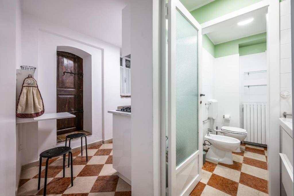 Casa Camilla - Arty Suite Nel Centro Storico Парма Екстериор снимка